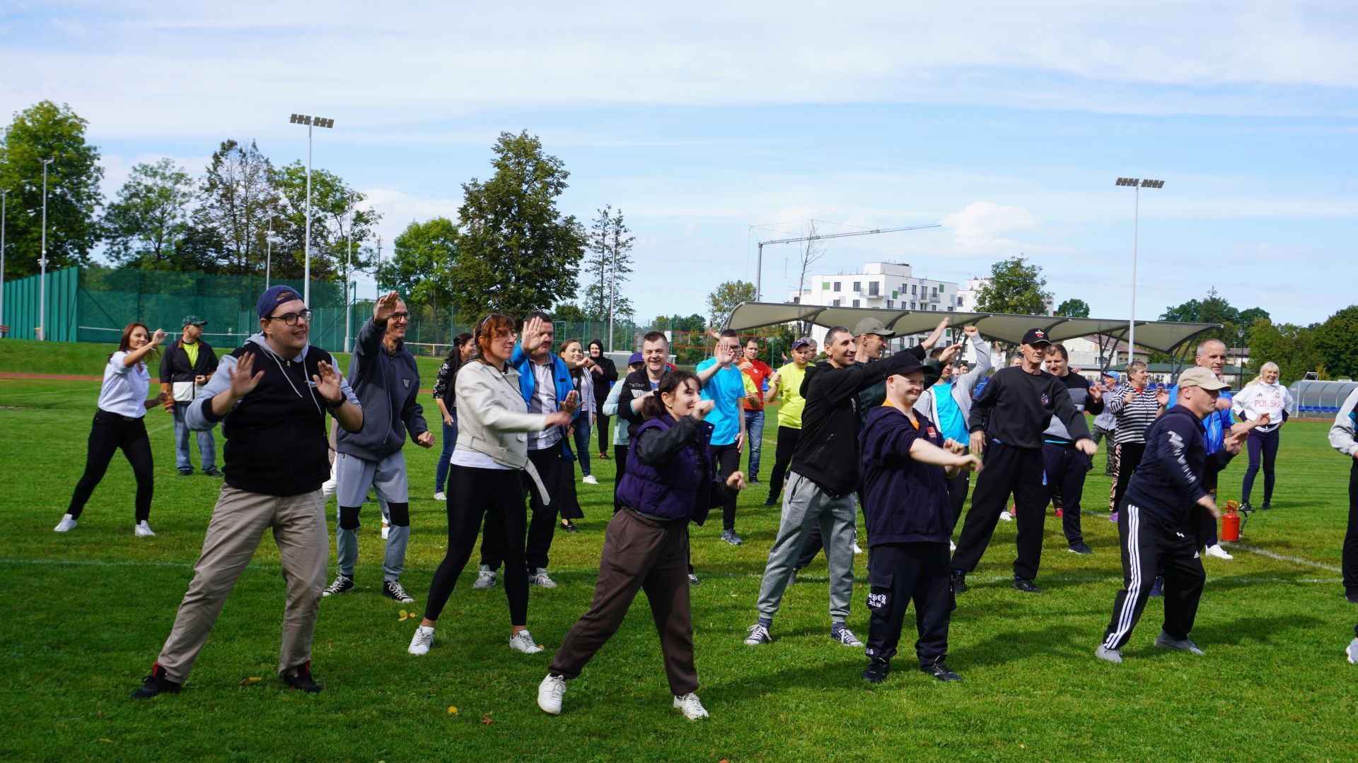 Zumba podczas integracyjnej olimpiady sportowej ''Mrozy bez Barier''. 